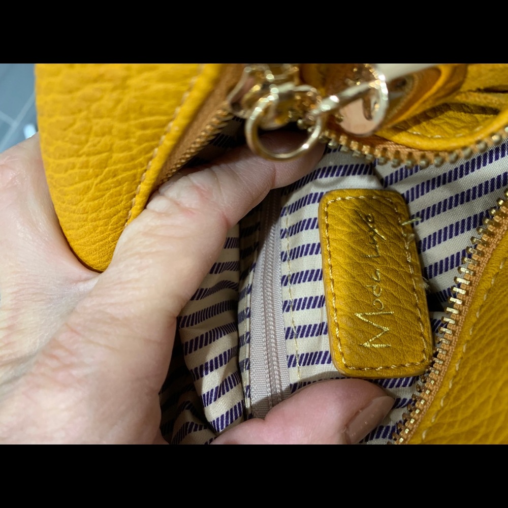Purse - Picture 3 of 4